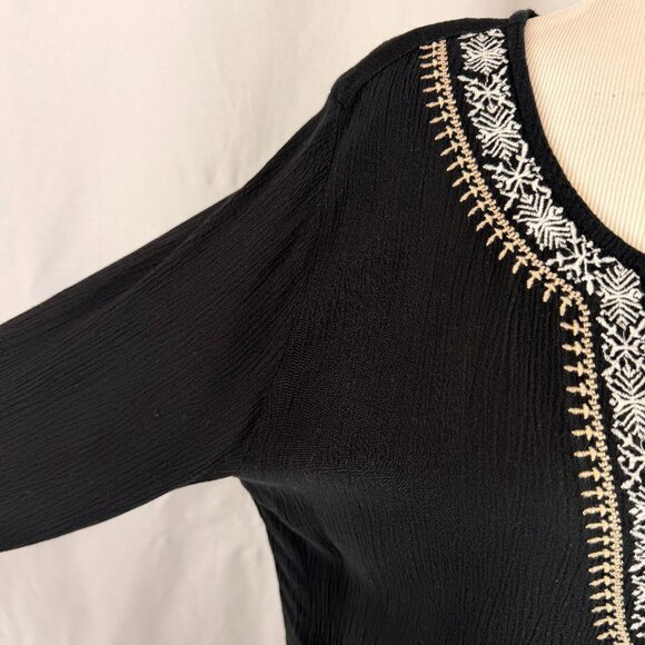 Gap Women's Boho Flowy style Long Sleeve Top | Black w/ Front Detail | Medium | - Picture 9 of 9